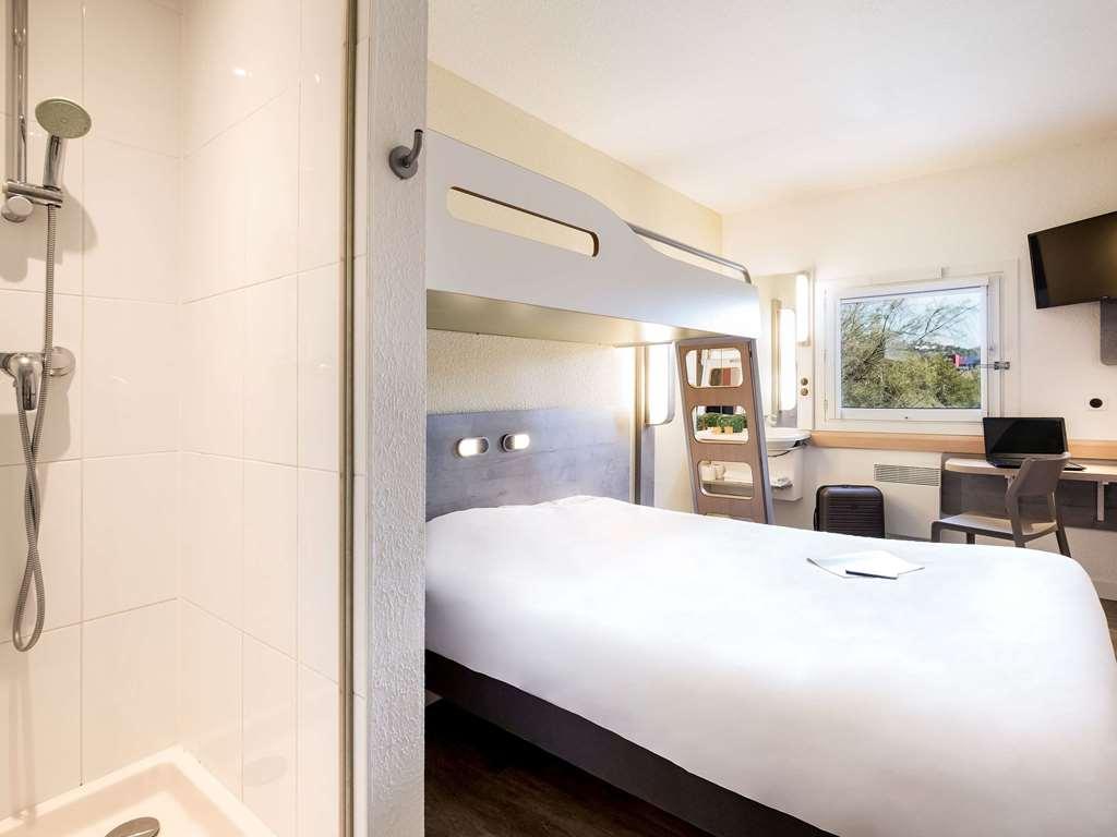 Ibis Budget Frejus Saint Raphael Capitou A8 Exterior photo