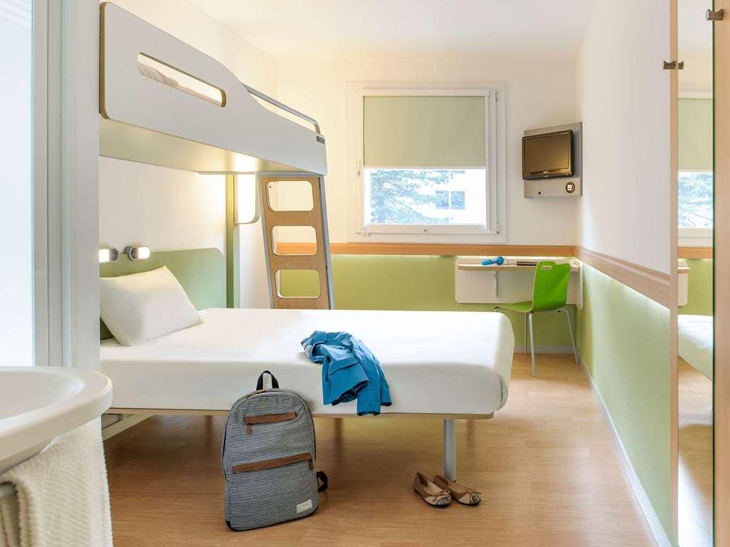 Ibis Budget Frejus Saint Raphael Capitou A8 Room photo